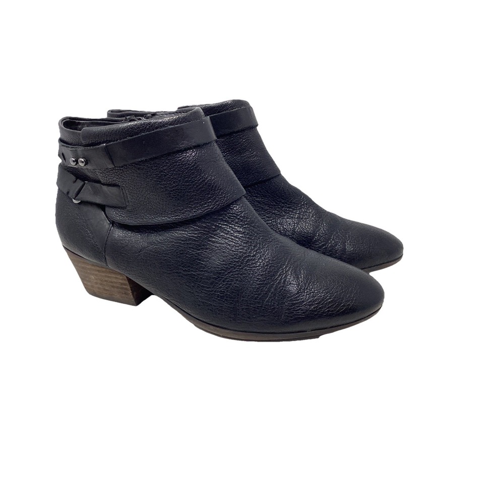 Clarks Spye Comet Ankle Bootie Black Pebbled Leather 1 3/4" Block Heel 8.5